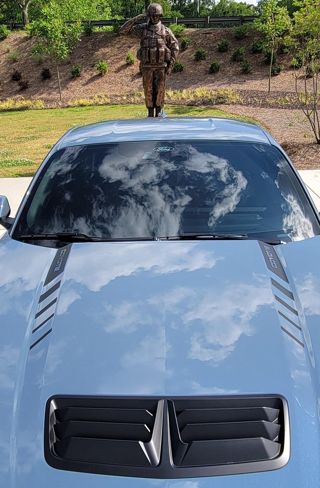 S650 Mustang Nite Pony Package with stripes 24FM_HLASG_1 (1)
