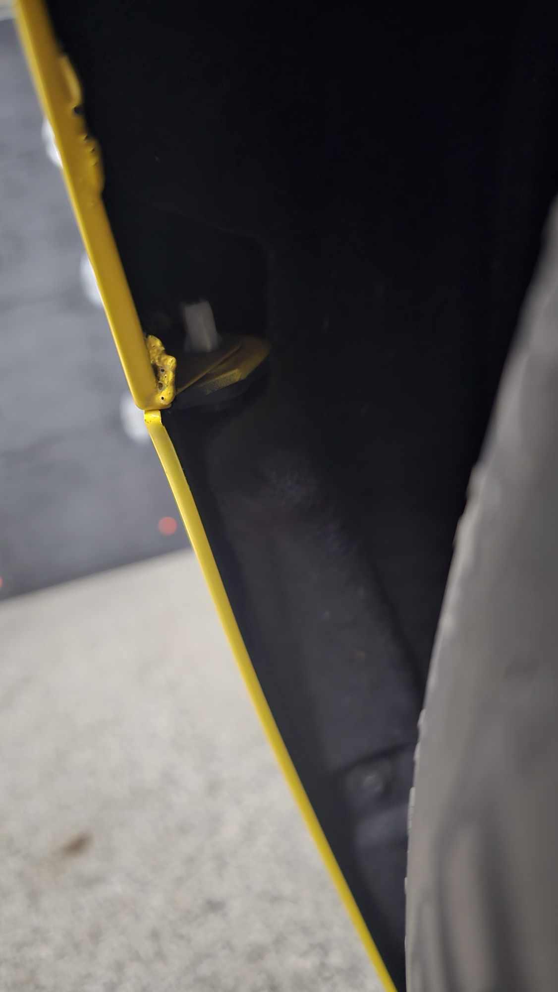 S650 Mustang Paint issues see video 379567983_1550360879060808_5880881924015191190_n