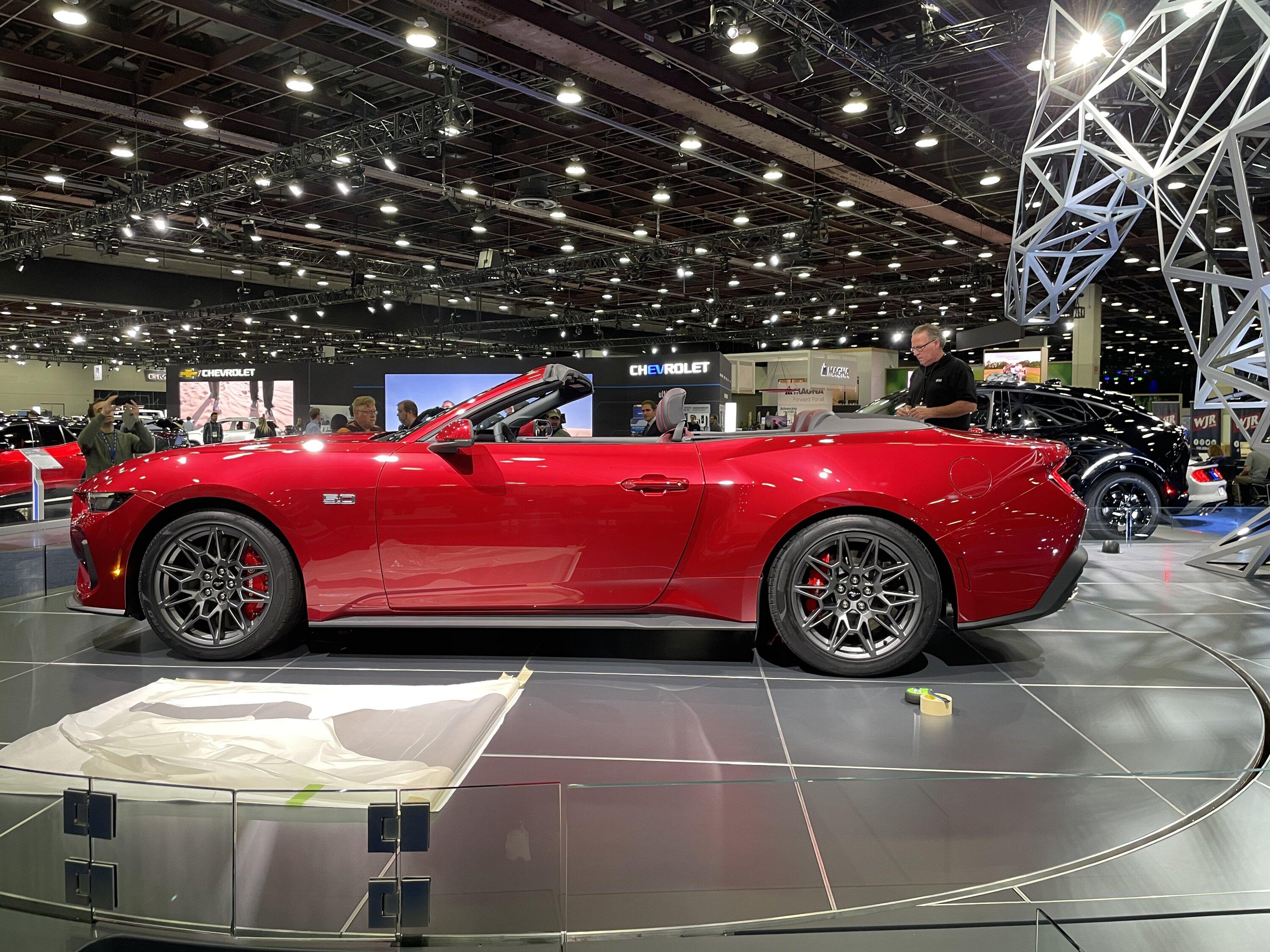 S650 Mustang My live S650 Mustang GT Convertible & Dark Horse pics from 2022 Detroit Auto Show Floor 4314a7dc-1115-401a-b611-9d73a12dfaae-jpe