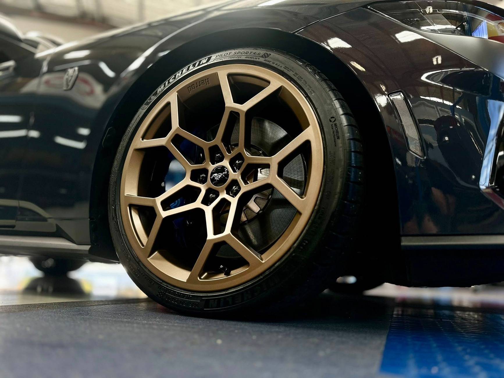 S650 Mustang S650 - Australian OEM or Aftermarket Wheels 513865245_24020092014287382_5004453372964813104_n