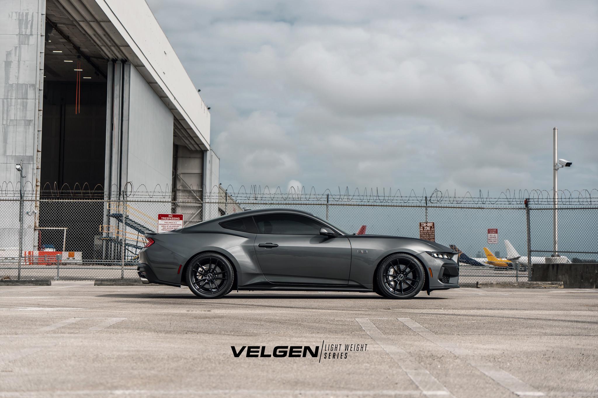 S650 Mustang Mustang GT on 19" VELGEN VF5 Wheels 53544125184_e765c8ed8d_k