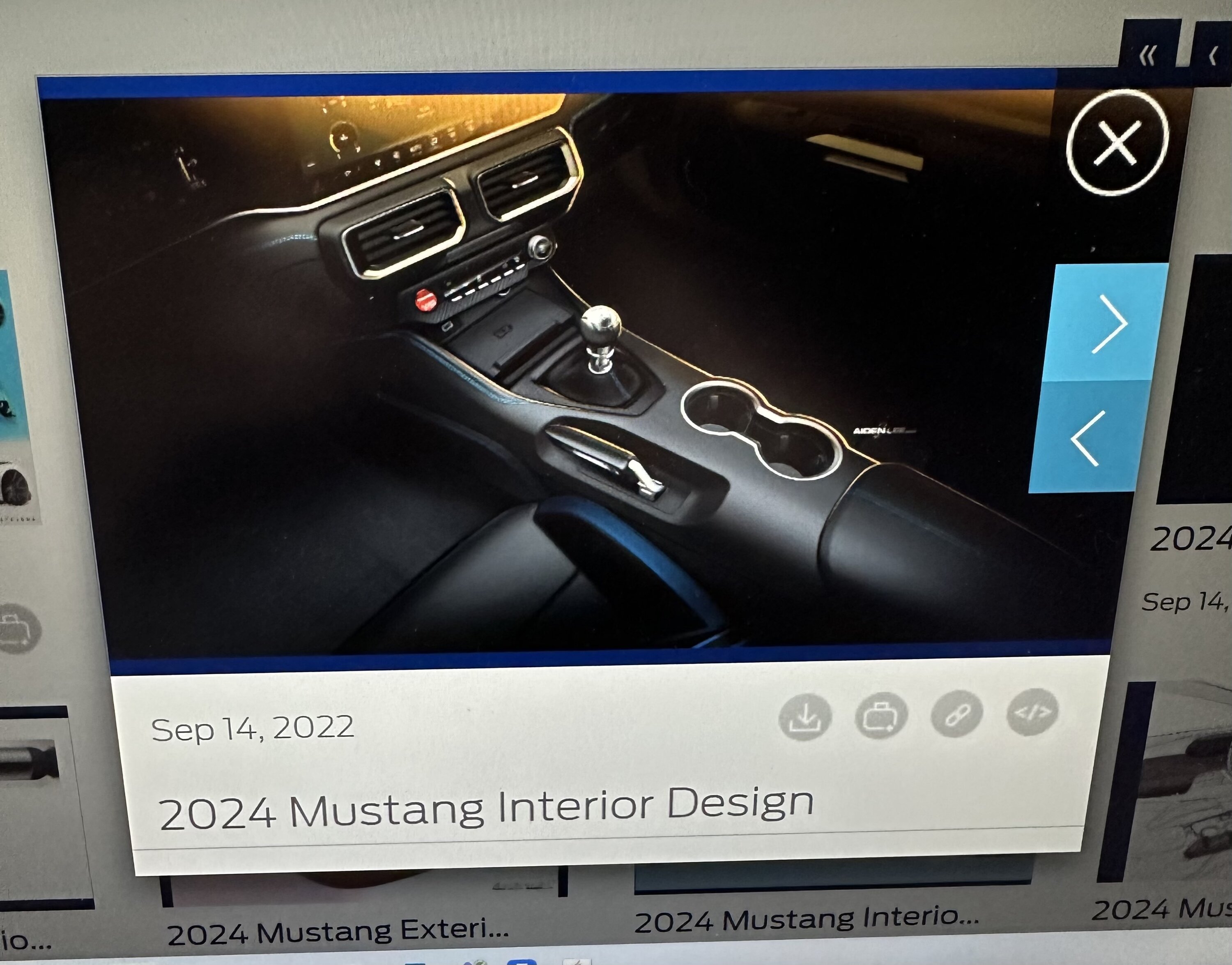 S650 Mustang If I ordered an Atlas Blue car with 401A with black interior what color do you think the accent stitching will be? 5CA54528-DC19-4719-BB68-4505249EF174