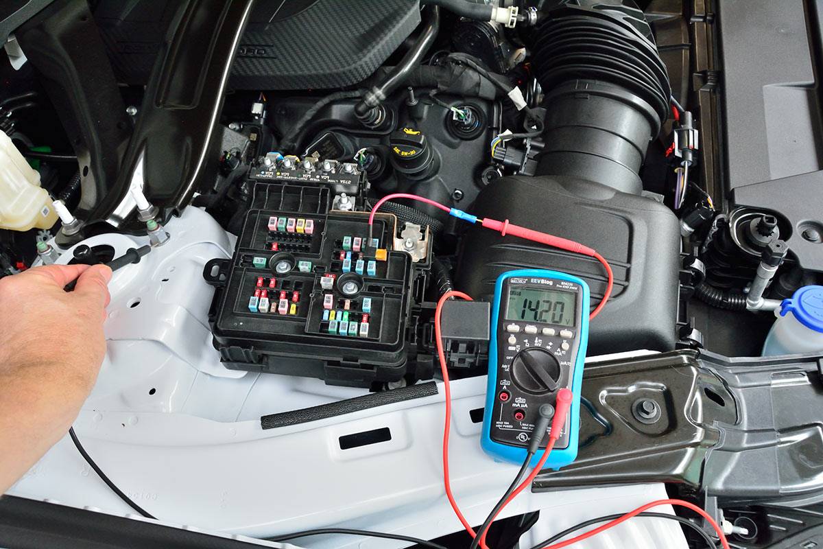 S650 Mustang S650 Mustang Fuse Box Diagrams _DSC2705_1200
