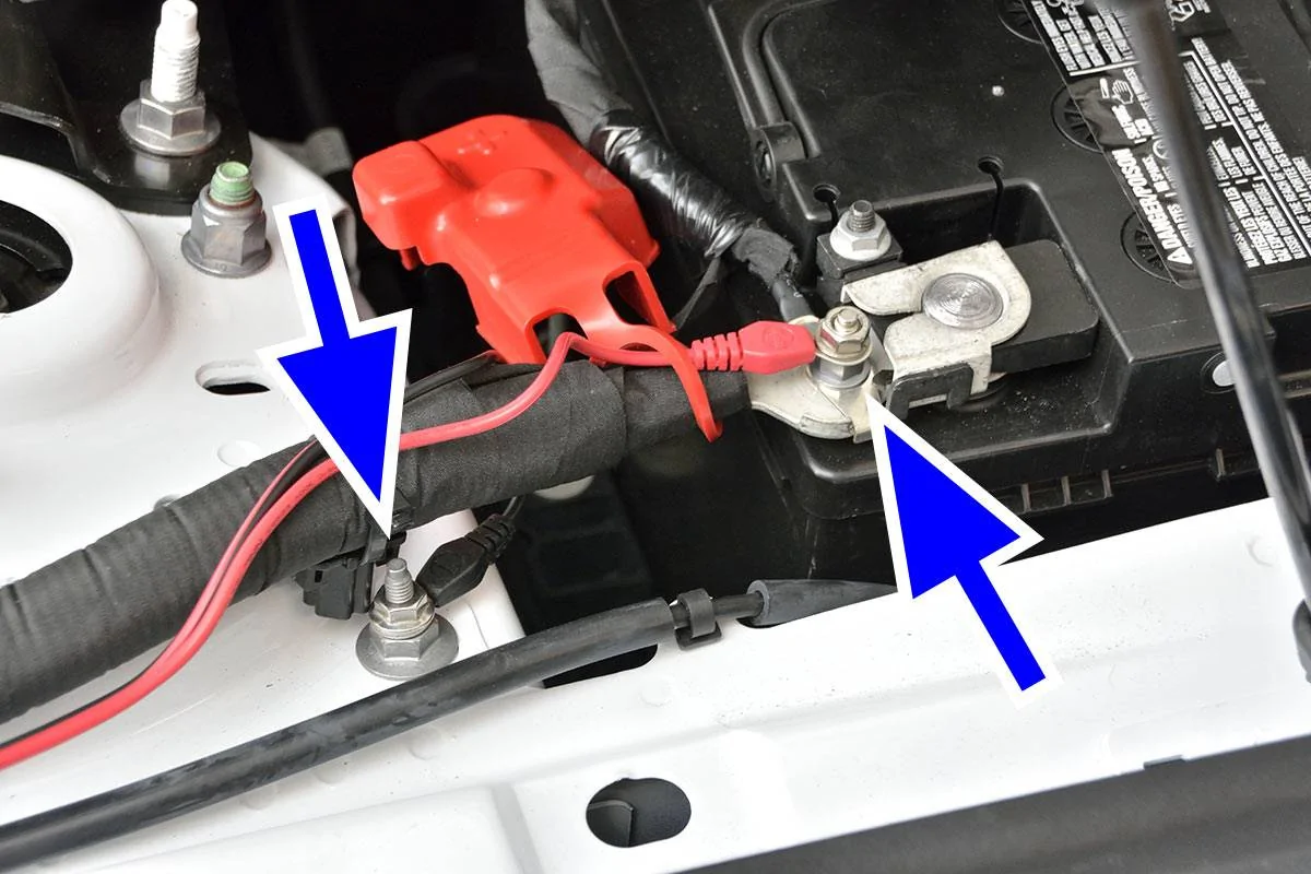 S650 Mustang Connecting CTEK/Battery Tender 1757378934907-bk