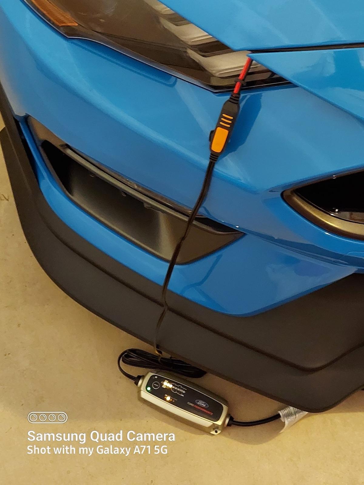 S650 Mustang Battery Tender? battery tender 011