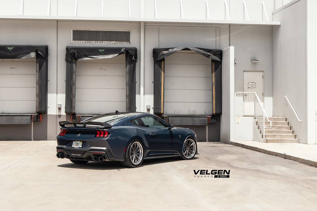 Blue Ember Metallic Darkhorse - VSL-01_3.jpeg
