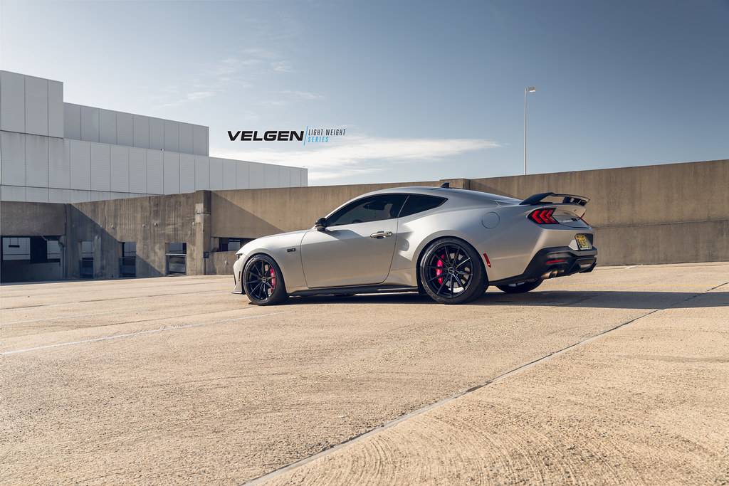 S650 Mustang Official Velgen Wheels S650 Mustang Thread Carbonized Gray Metallic S650 Mustang - VF10 - Gloss Black_10