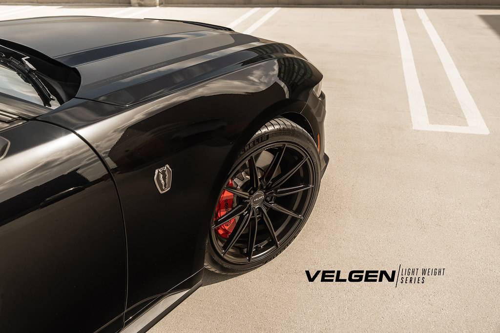 Darkhorse - VF10 - Satin Black_2.jpeg