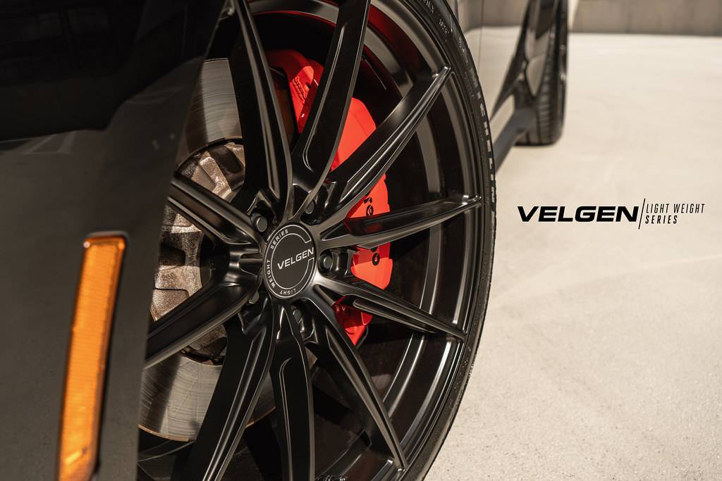 Darkhorse - VF10 - Satin Black_6.jpeg