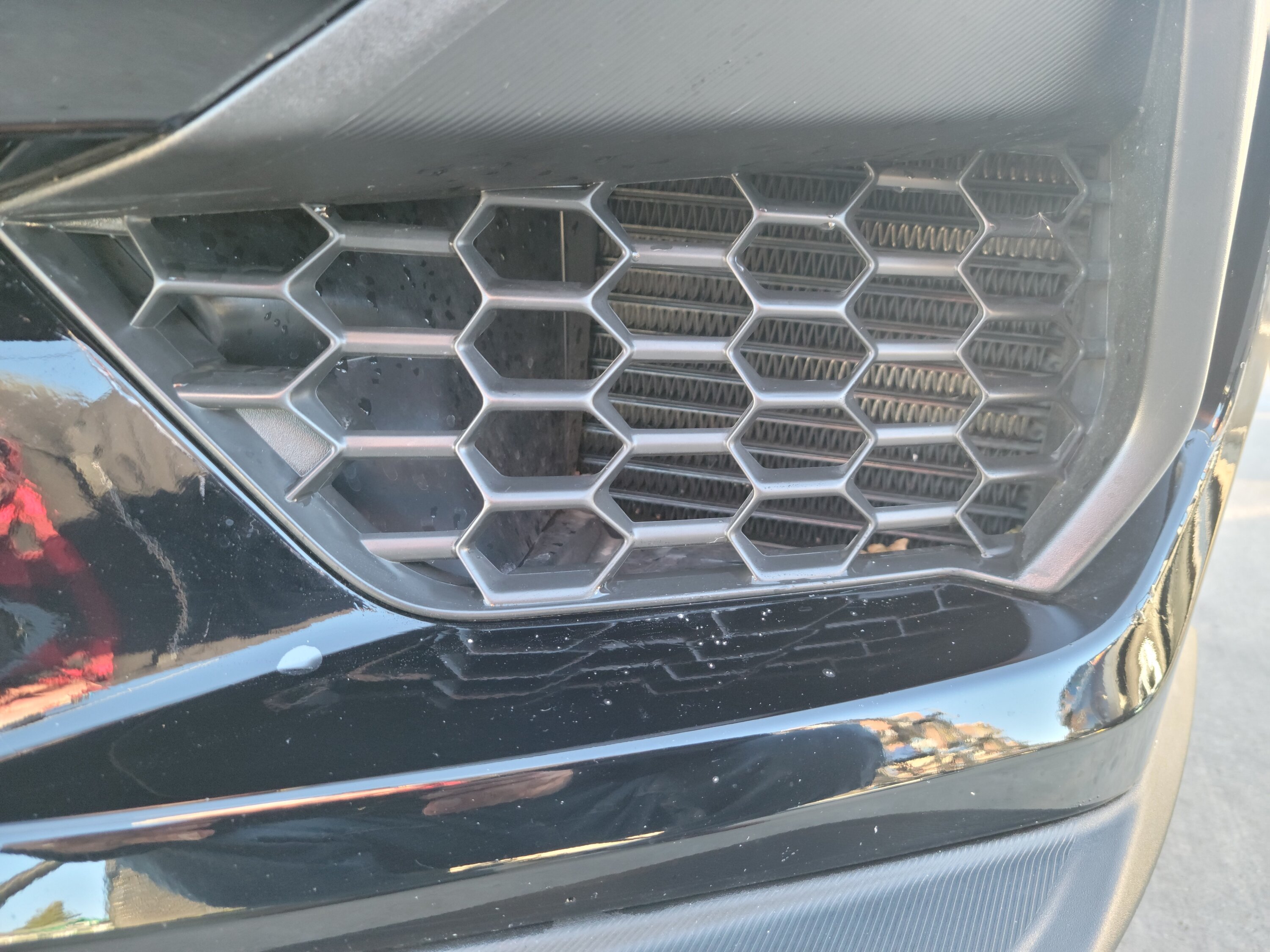 S650 Mustang Question on Performance Pack S650 vs. S550 driver side grille further back