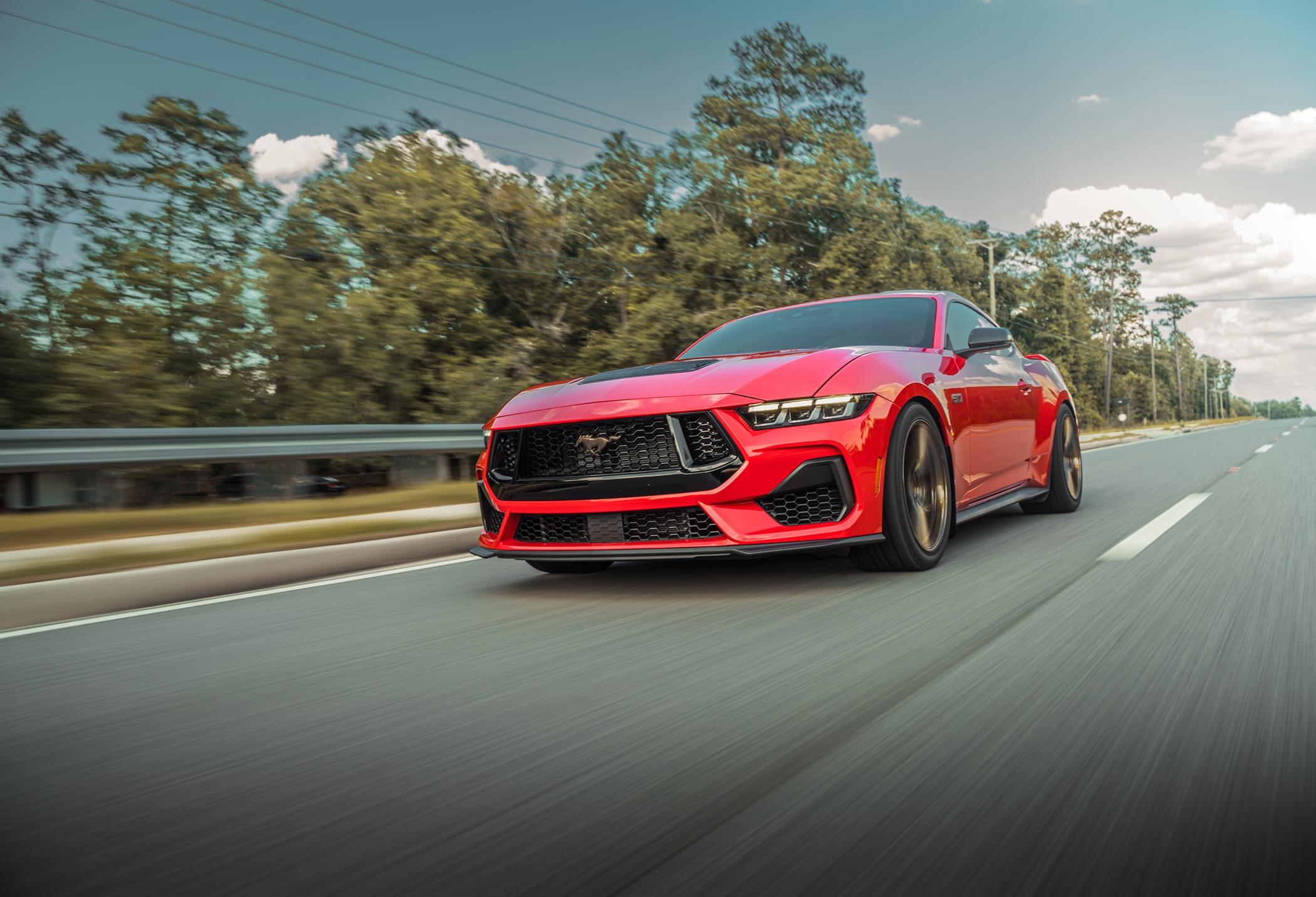 S650 Mustang Bronze Velgen VF5 Installed on my Race Red S650 GT DSC01552