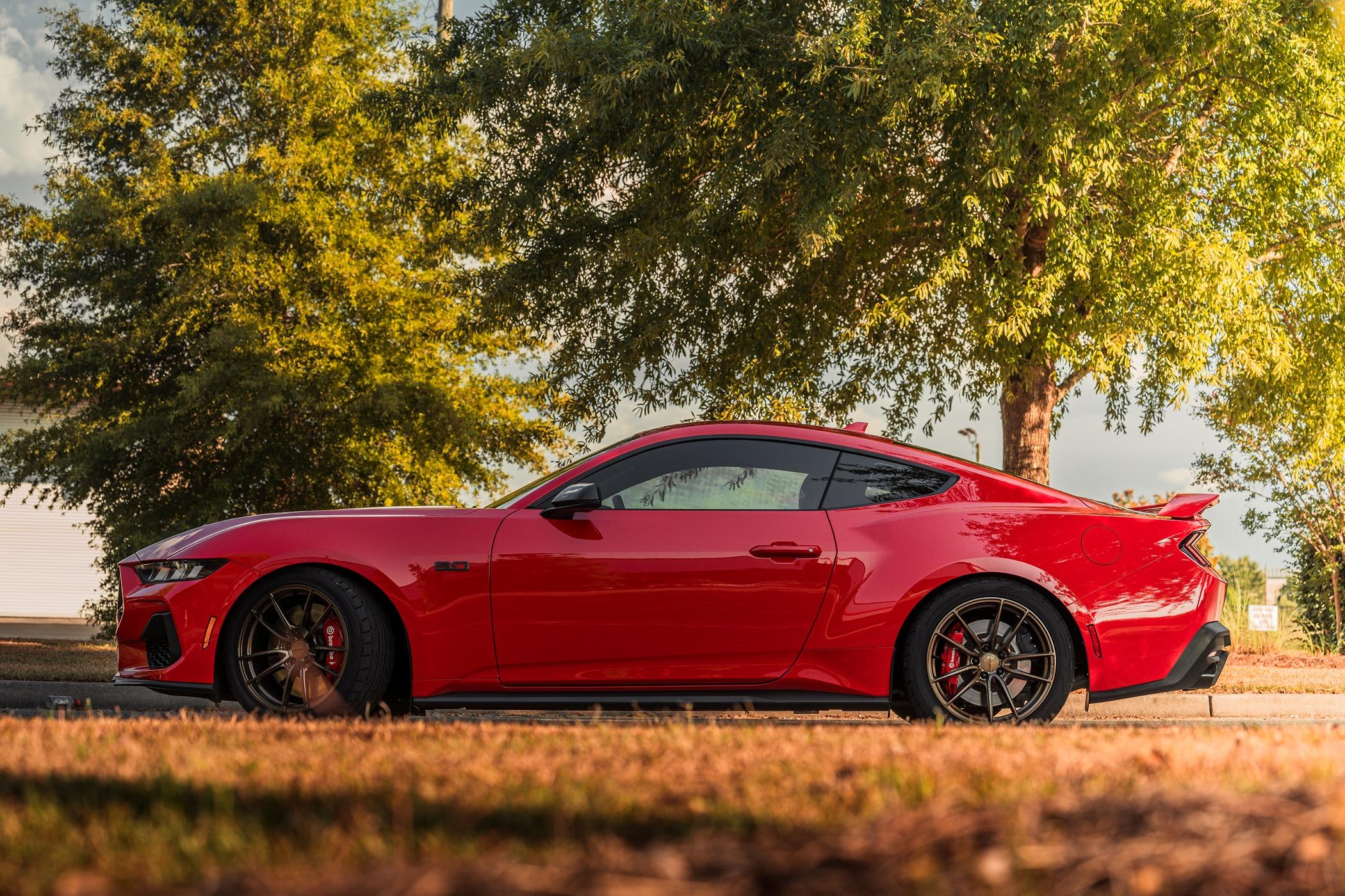 S650 Mustang Bronze Velgen VF5 Installed on my Race Red S650 GT DSC02214
