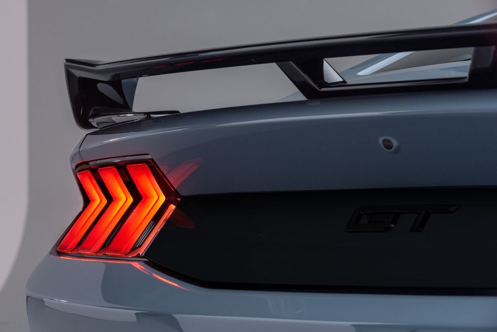 S650 Mustang Black Rear Decklid EF76582B-3403-4D1D-B629-12D91FE34E51