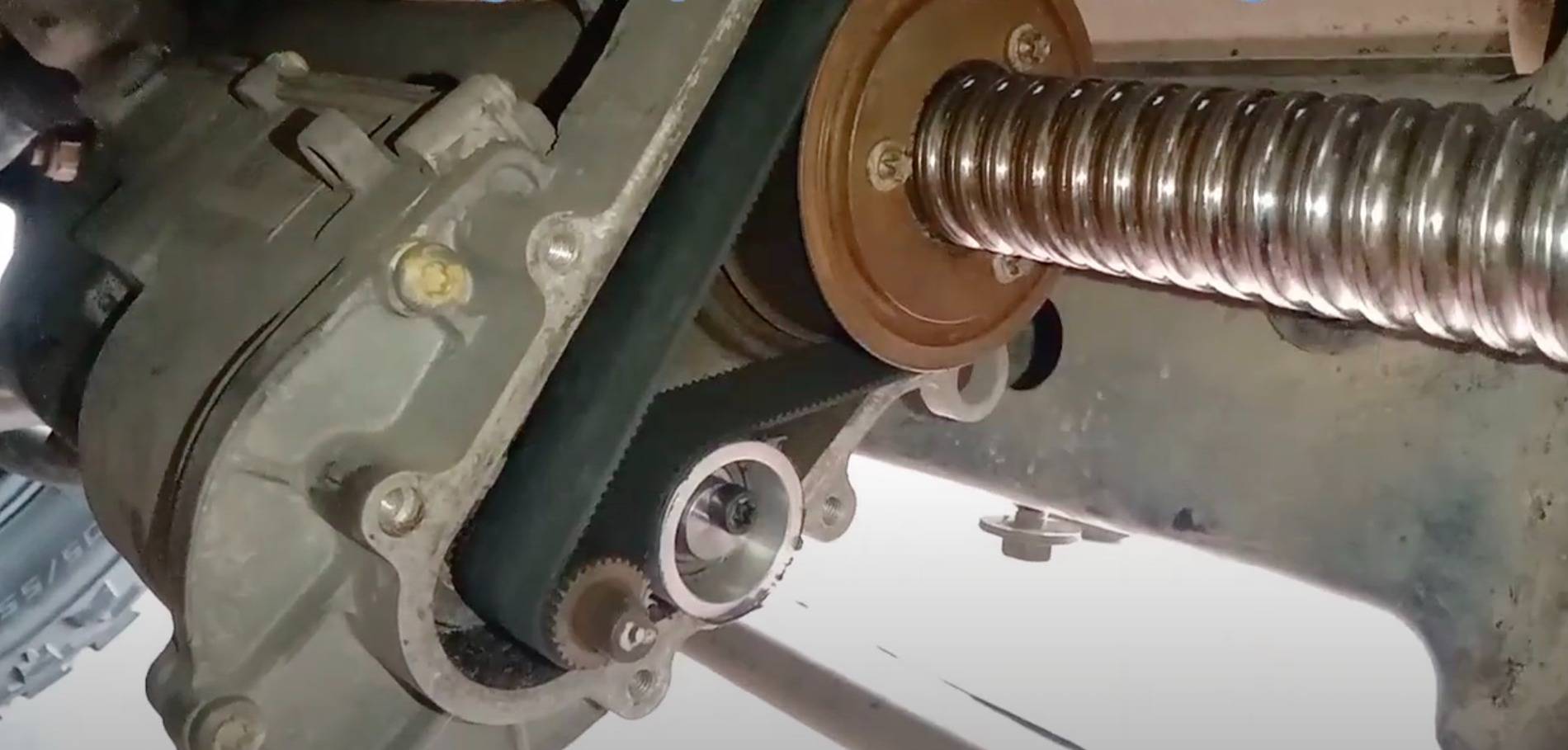S650 Mustang Power steering locked while driving epas belt exposed