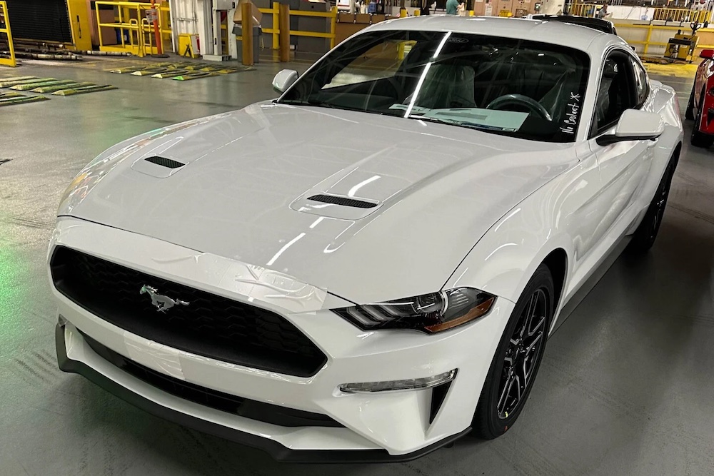 S650 Mustang S550 Production Has Ceased final-sixth-generation-mustang-rolls-off-the-assembly-line-2023-04-06_09-31-34_291773-1440x960