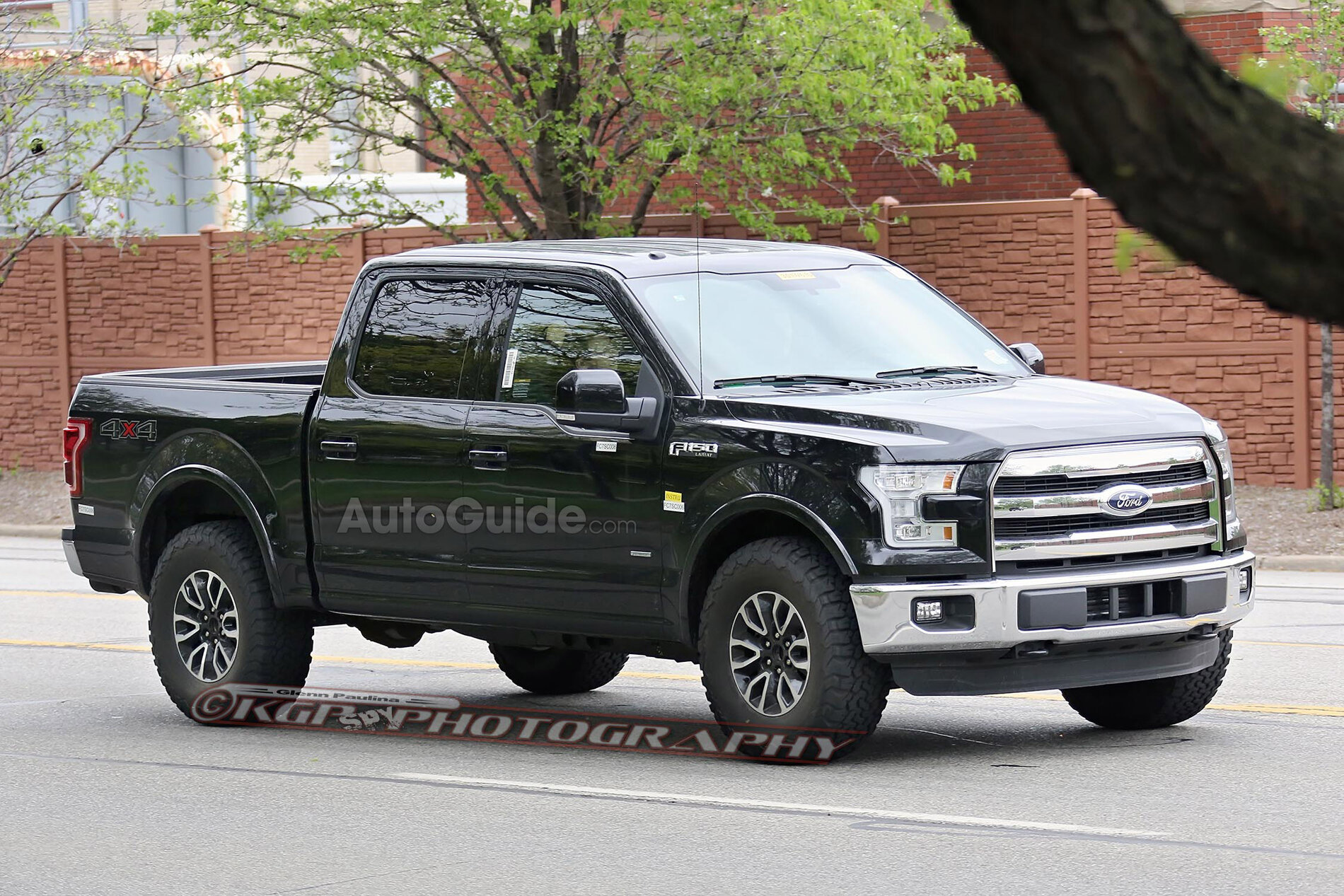 S650 Mustang S650 is out there somewhere, isn't she? Ford-F-150-Mule-Spy-Photo-11