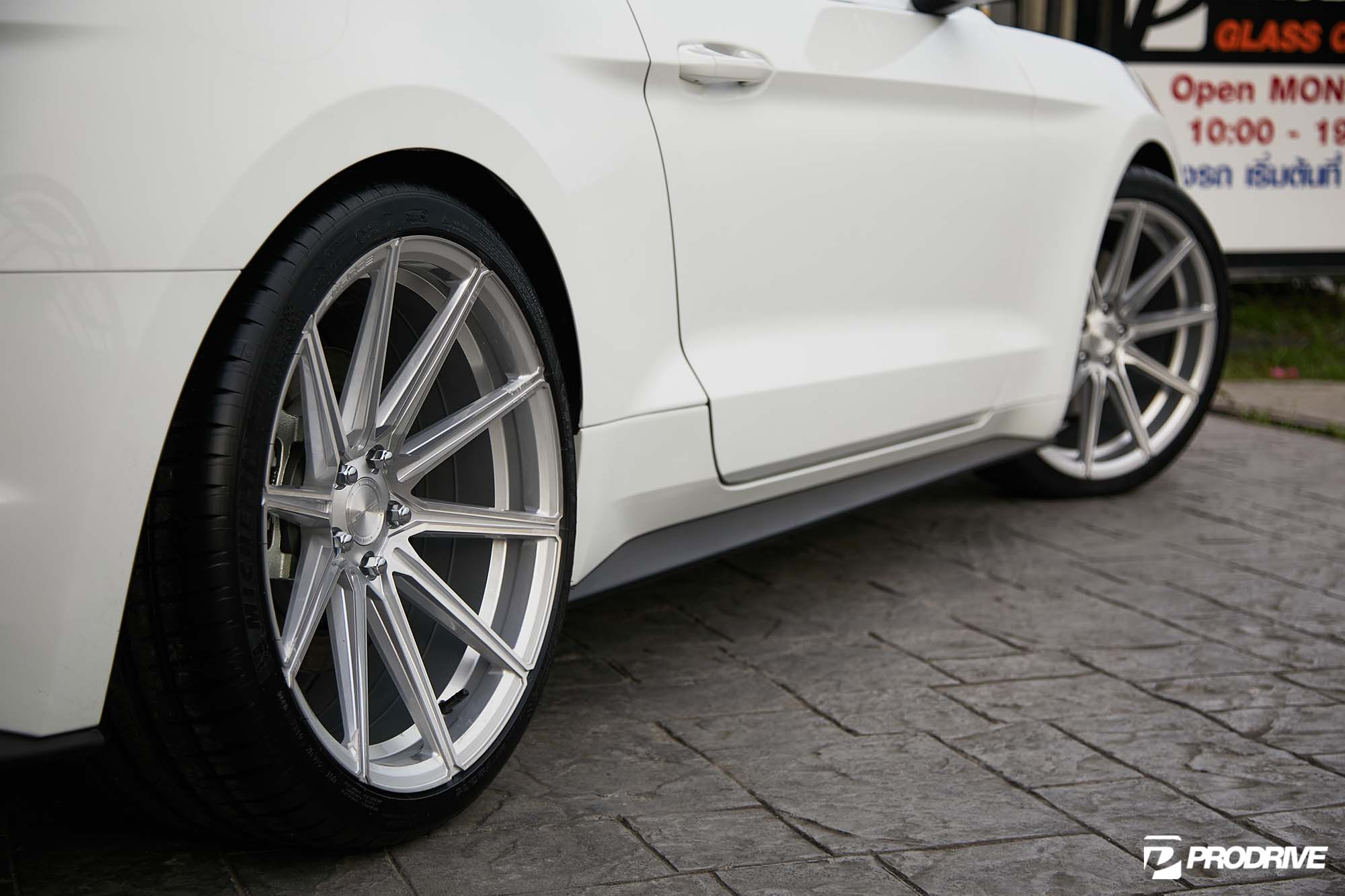S650 Mustang Authorize Dealer Stance: Rotary Forged SF Series Wheels For Mustang S650 ford-mustang-gt-s550-with-stance-sf09-wheels-2