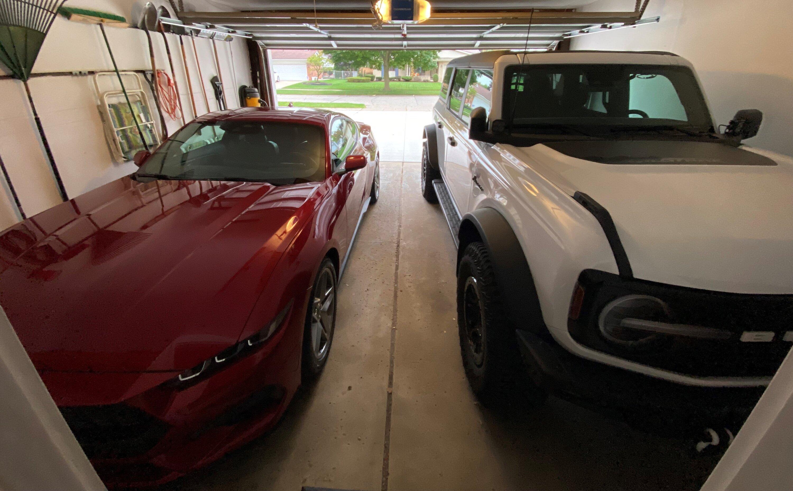 S650 Mustang Official RAPID RED Mustang S650 Thread garage