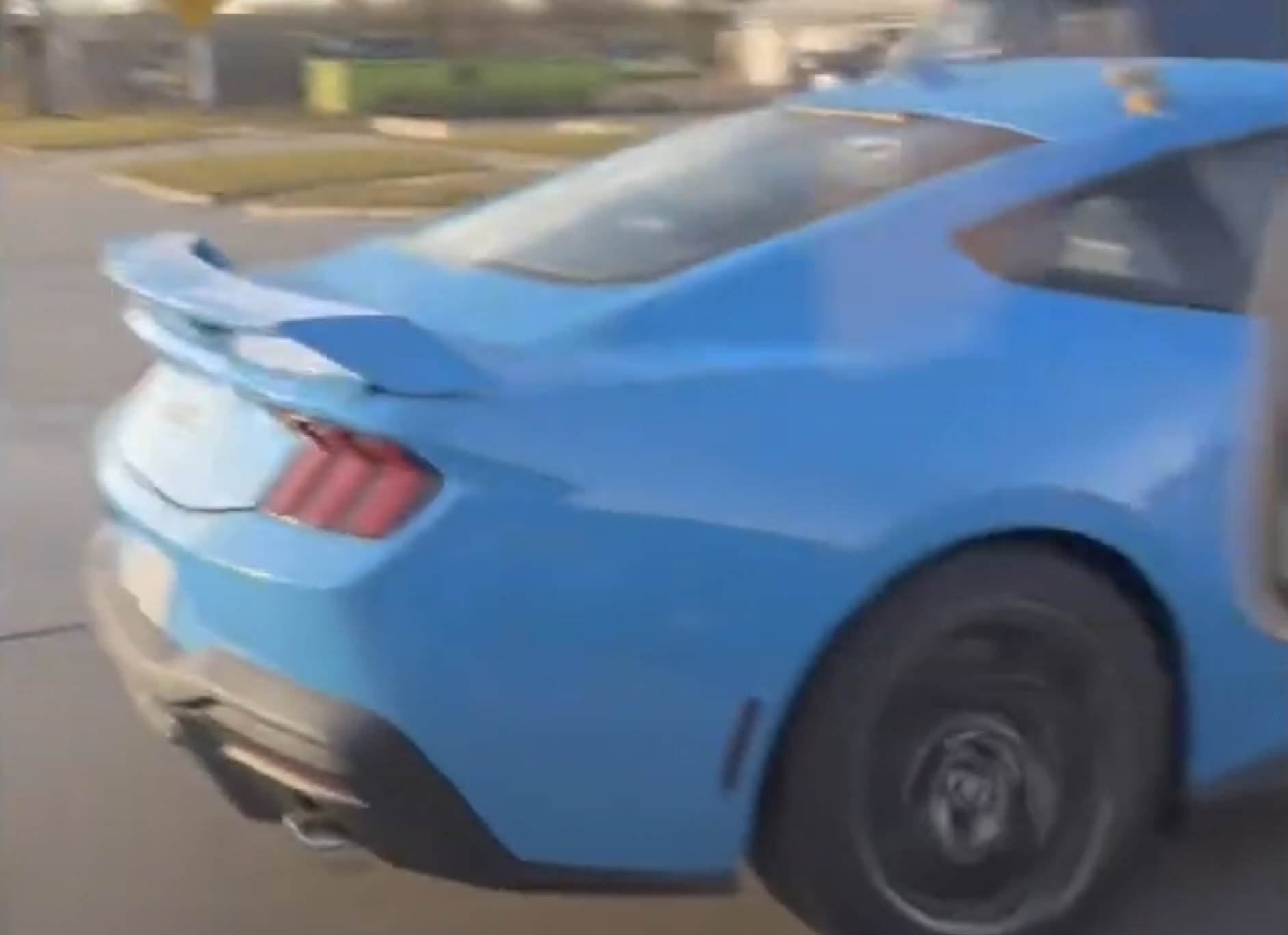 S650 Mustang Grabber Blue S650 Mustang GT spotted (video)! Grabber Blue 2024 Mustang GT S650 rear spoiler