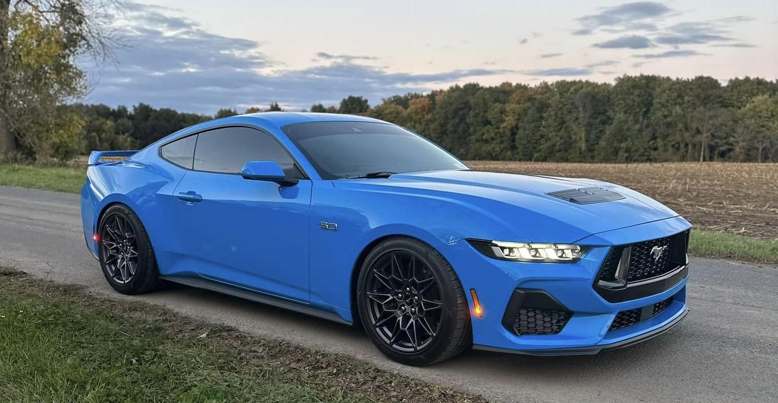 S650 Mustang Official GRABBER BLUE Mustang S650 Thread Grabber Blue 30