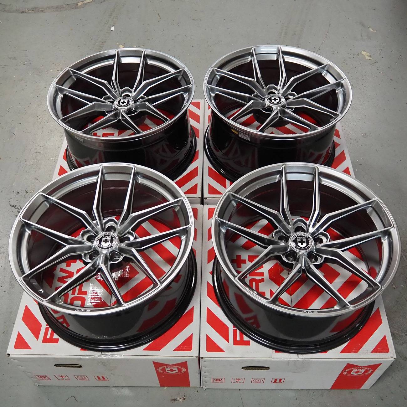 hre-ff21-liquid-metal-wheels-1.jpg