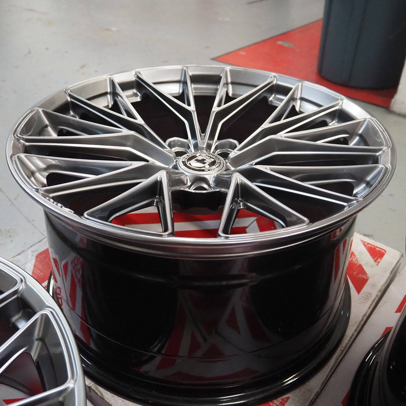 S650 Mustang HRE FlowForm Wheels FF04 FF10 FF11 FF21 FF28 | VIBE Motorsports hre-ff28-liquid-metal-wheels-8