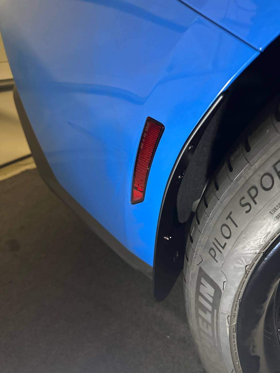 S650 Mustang ZL1 Addons, Inc. S650 Deluxe Rock Guards install image