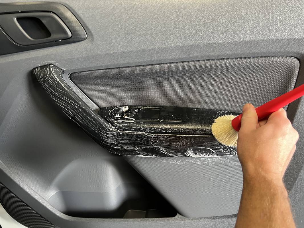 S650 Mustang Interior Cleaner & Detailer Shoot-Out! IMG-1292