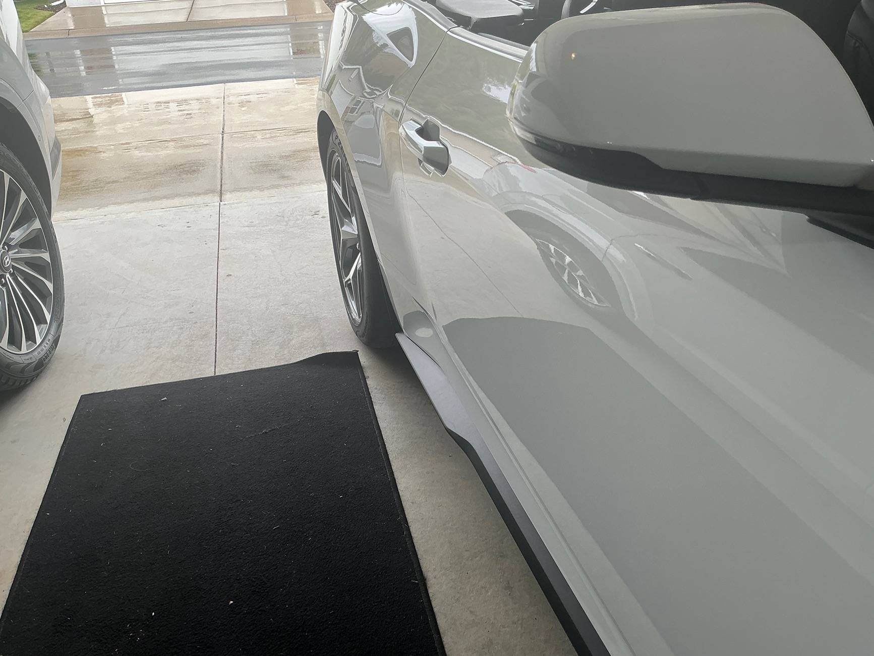 S650 Mustang DANG….Oxford white takes a great shine! IMG_0005