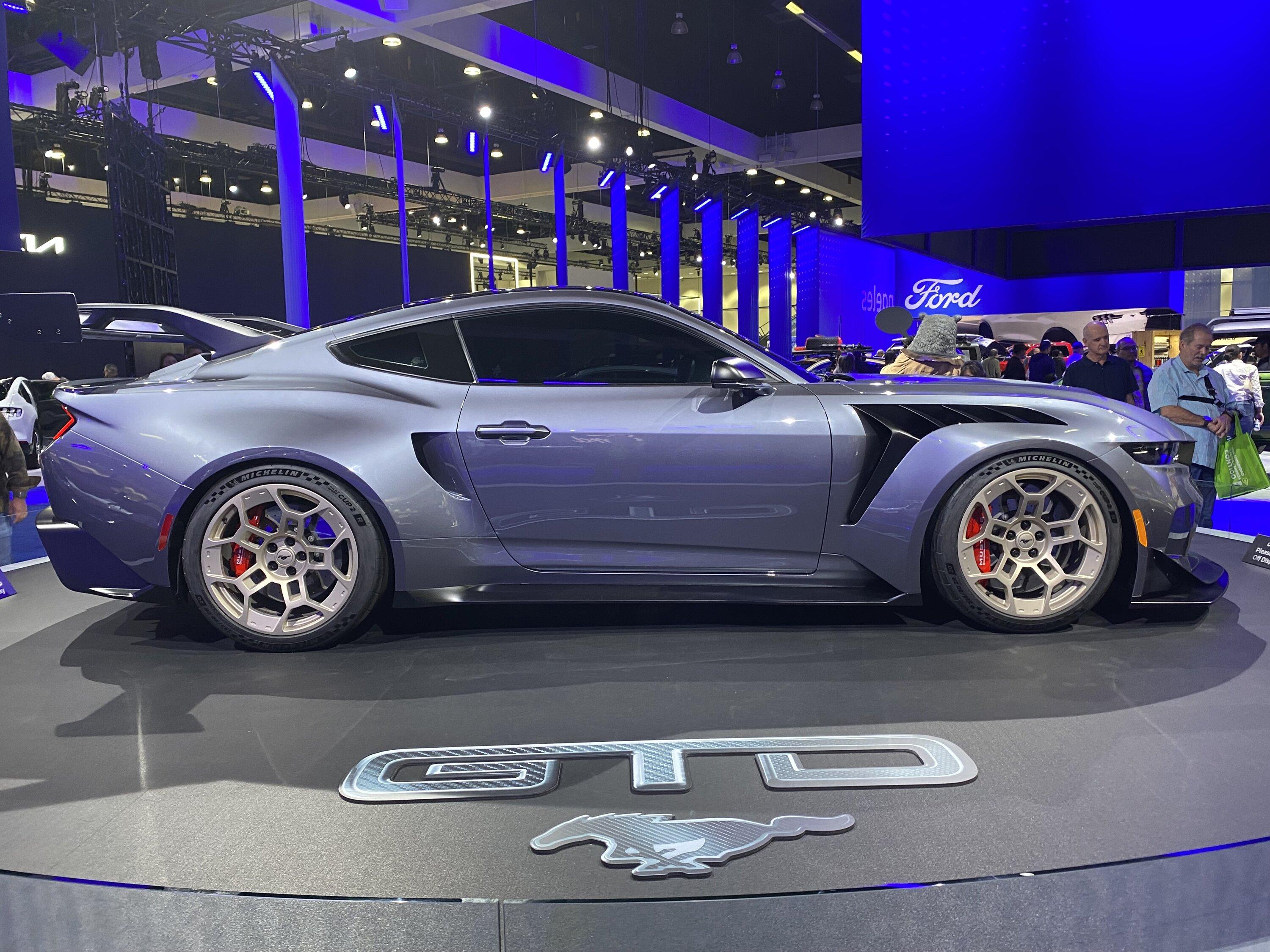 Official 2025 Mustang GTD Revealed! 800+ HP 5.2L V8, Pushrod Suspension, 300K MSRP Page 13