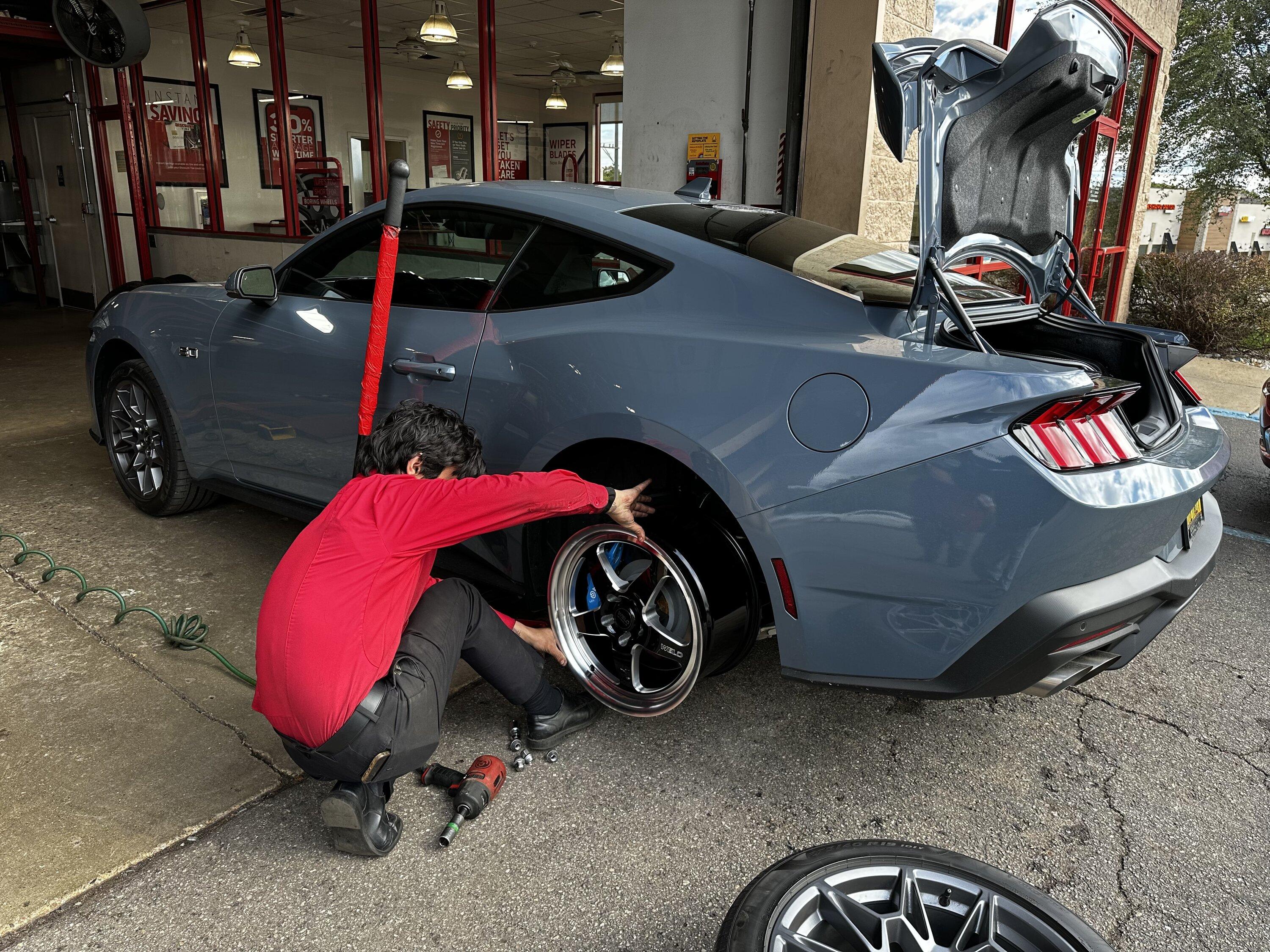 S650 Mustang Vapor blue on weld wheels IMG_0885