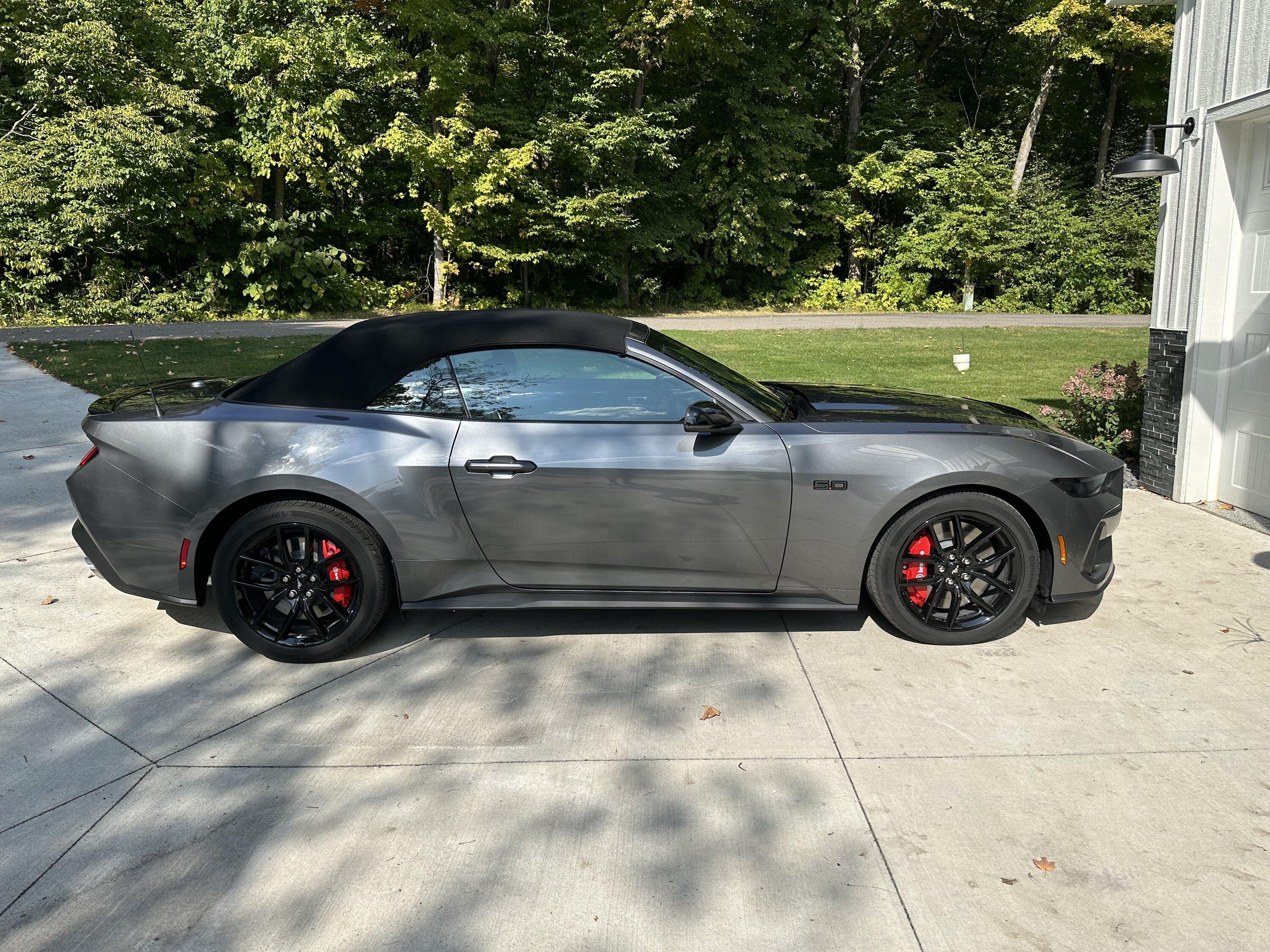 S650 Mustang Just picked up! Carbonized GT convertible IMG_0900