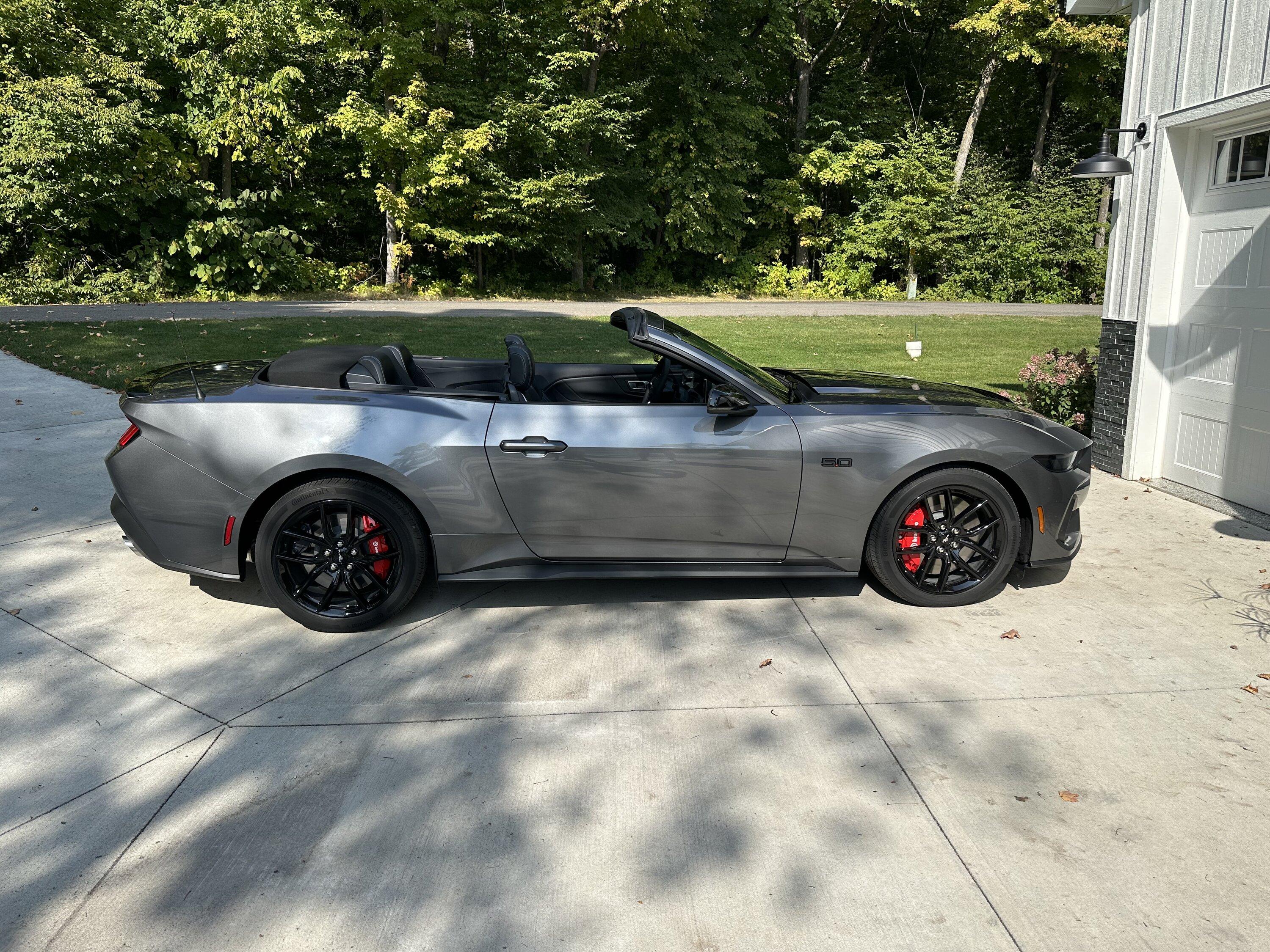 S650 Mustang Just picked up! Carbonized GT convertible IMG_0902
