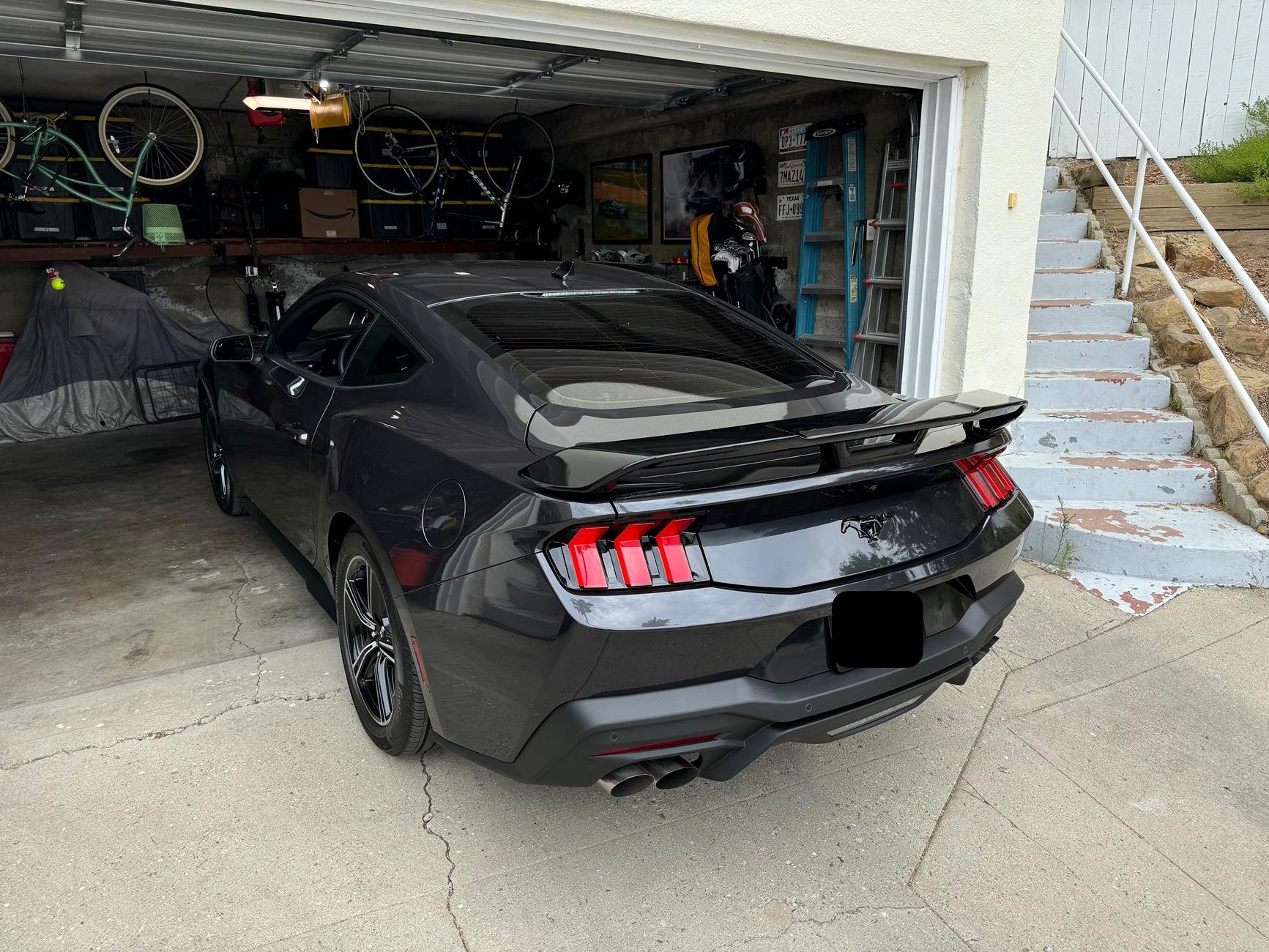 S650 Mustang New spoiler IMG_0903