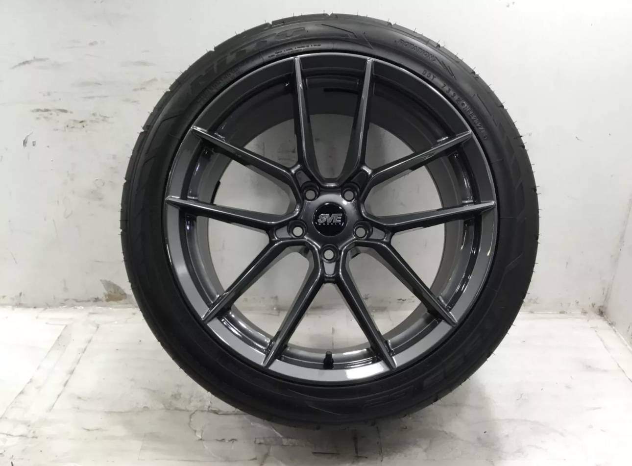 S650 Mustang Like new SVE DHP1 Wheels and Tires IMG_1035