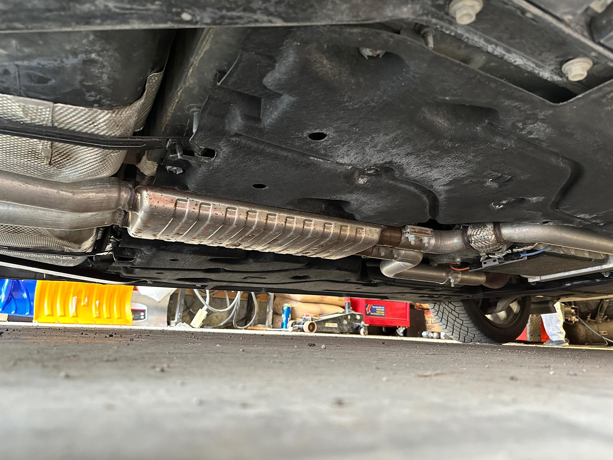 S650 Mustang Aftermarket OEM Active Exhaust IMG_1205