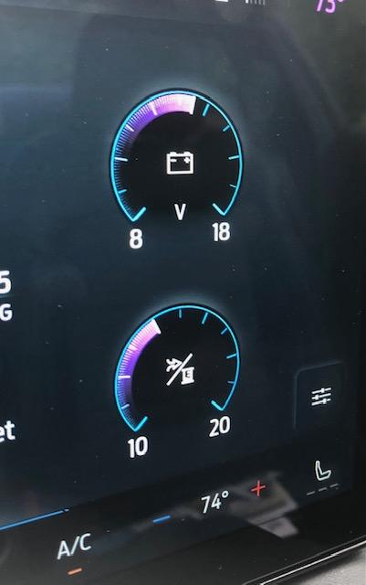 S650 Mustang What is this gauge ? IMG_1521