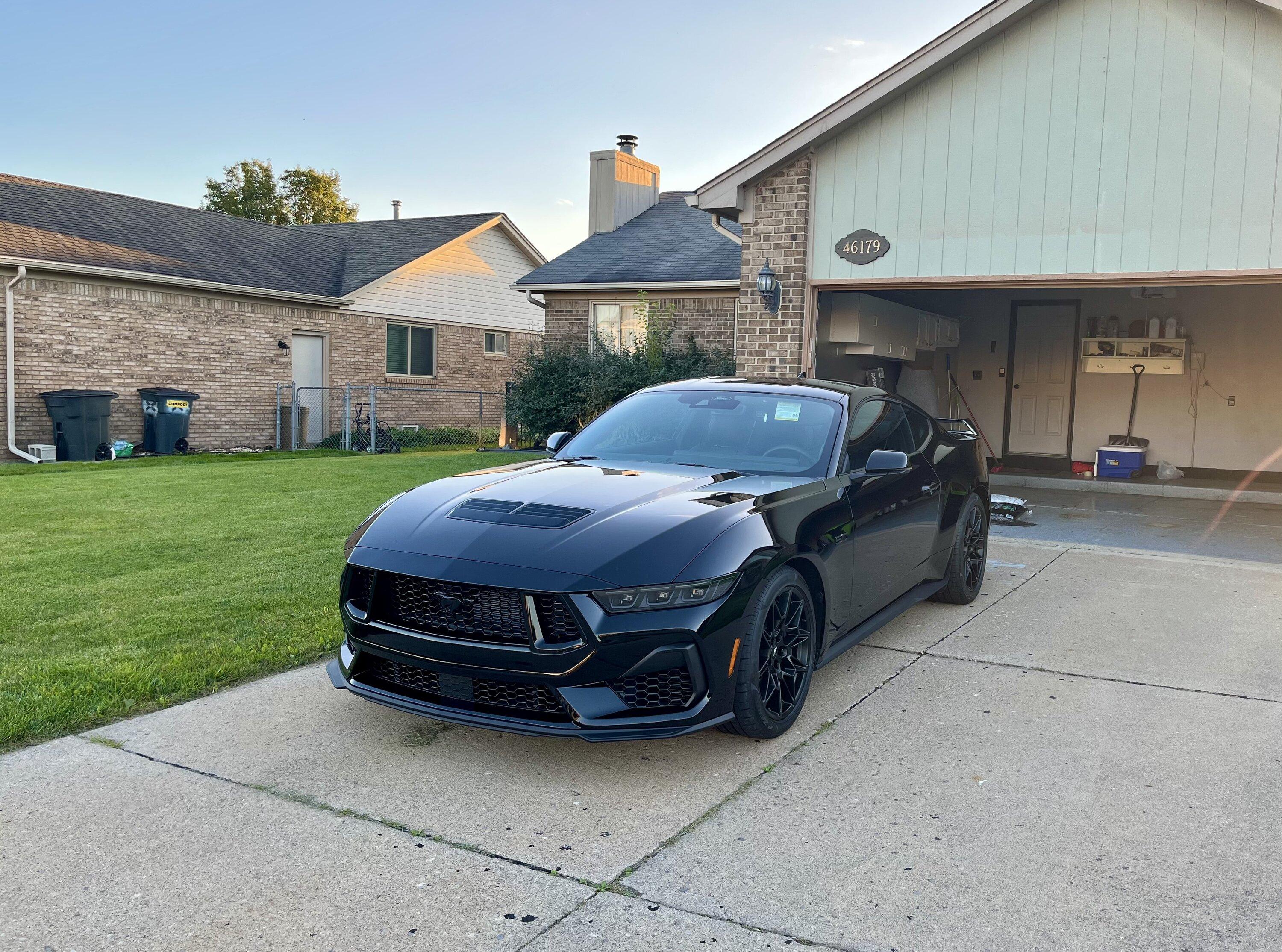 S650 Mustang JediMindTrix’s Black S650 Mustang GT (delivered) IMG_1615
