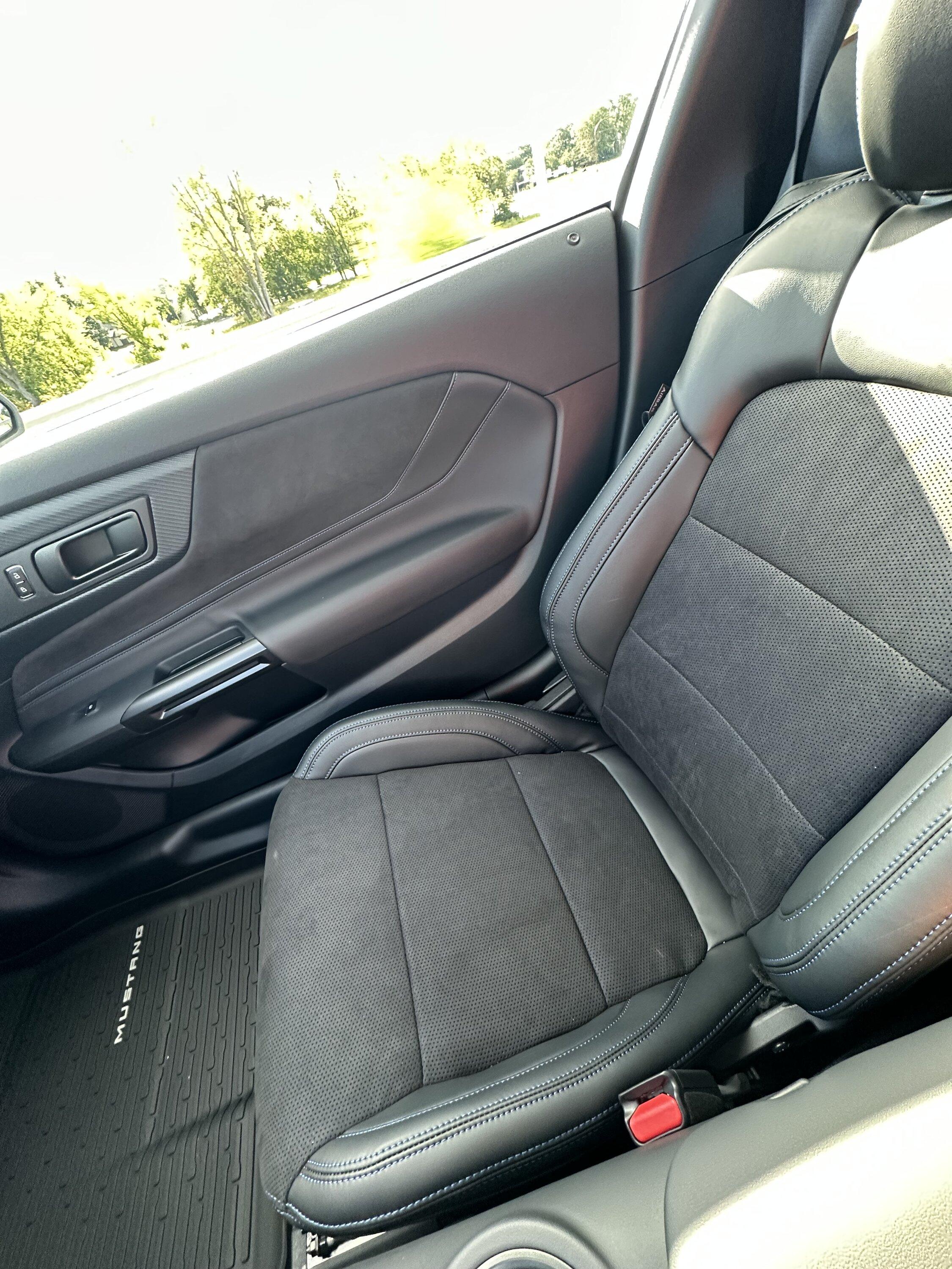 S650 Mustang My 2024 Dark Horse arrived at dealer ahead of schedule (first photos) IMG_1649