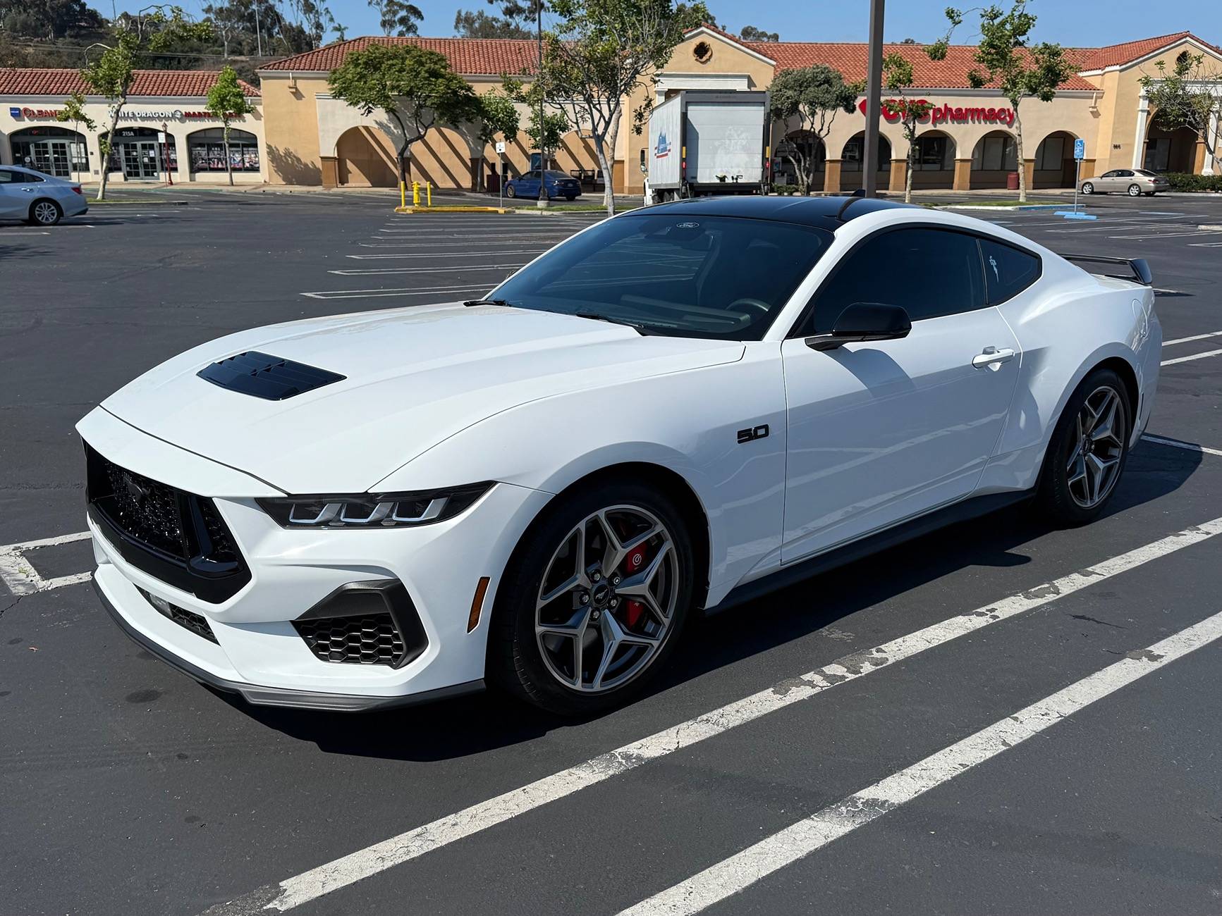 S650 Mustang Should I paint my roof black? IMG_1833