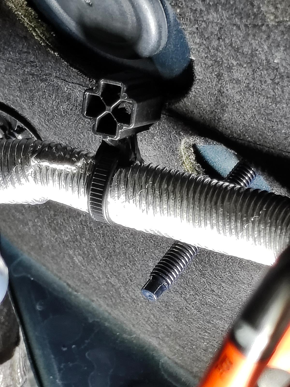 S650 Mustang Recall 24S36 - Leaking Hydraulic Clutch Pressure Line IMG_20240607_074516063