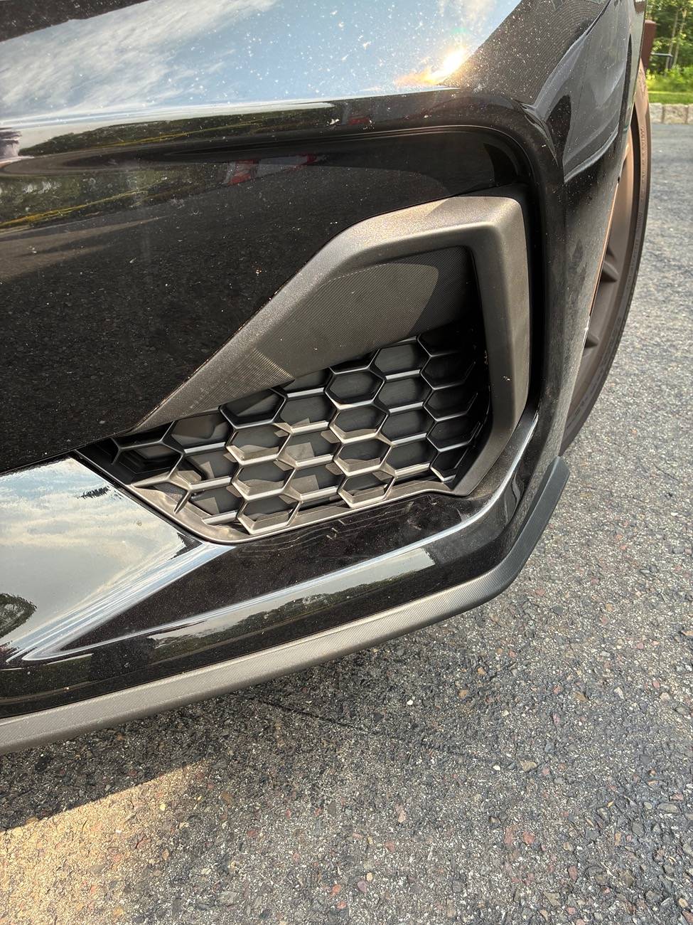 S650 Mustang Broken fake air vent IMG_2446