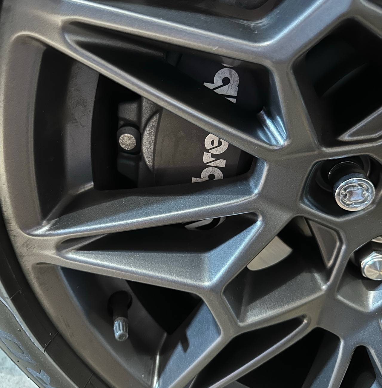 S650 Mustang Security lug nut key question. IMG_2552