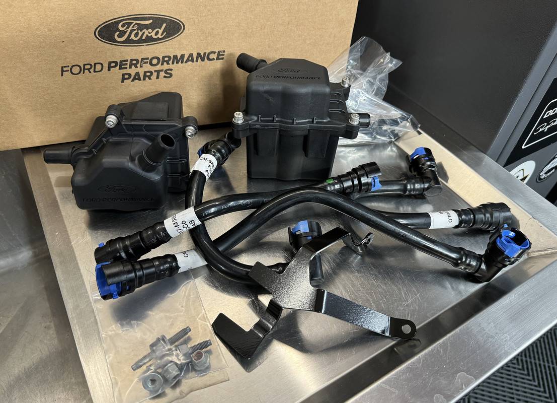 S650 Mustang Mustang Accessories IMG_2712