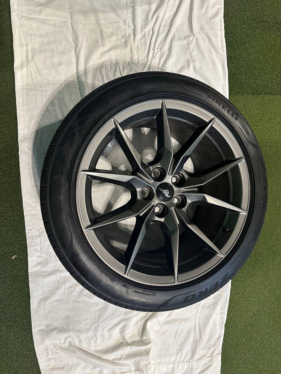 S650 Mustang 2024 Dark Horse wheels and tires IMG_3209