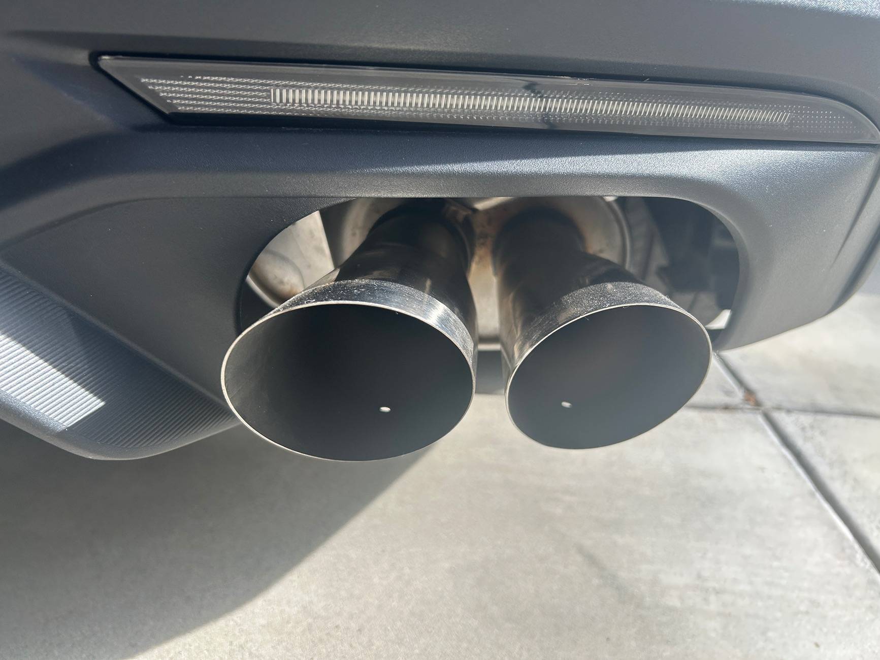 S650 Mustang Messed up exhaust tips IMG_3266