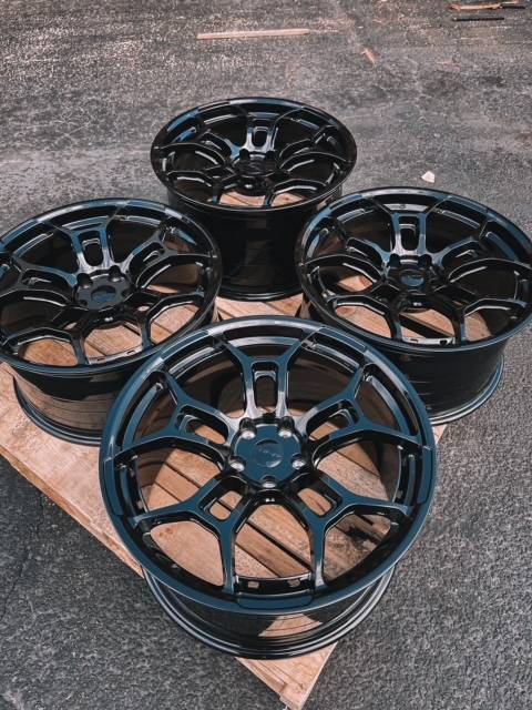 S650 Mustang New Center Lock Mustang GT3 wheels for S650 by MRR Design Wheels IMG_3266.JPG