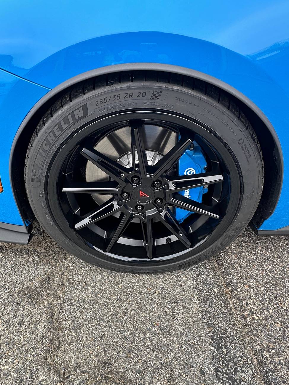 S650 Mustang New wheels & tires just installed 2025 DArk Horse Pemium with HP IMG_3402