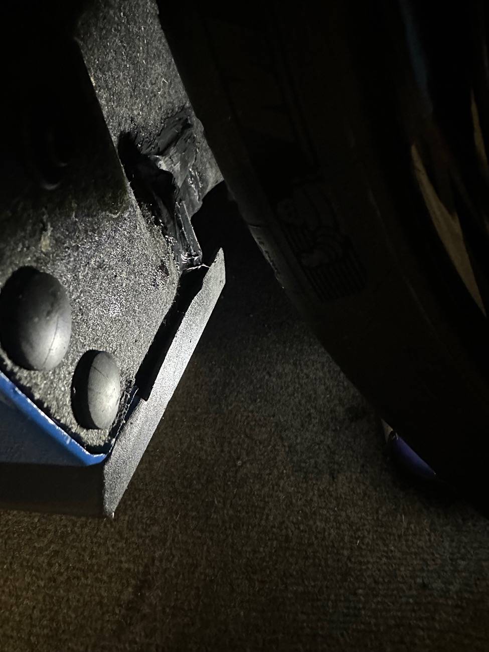 S650 Mustang 2025 DH frame hole covered - not covered IMG_3454