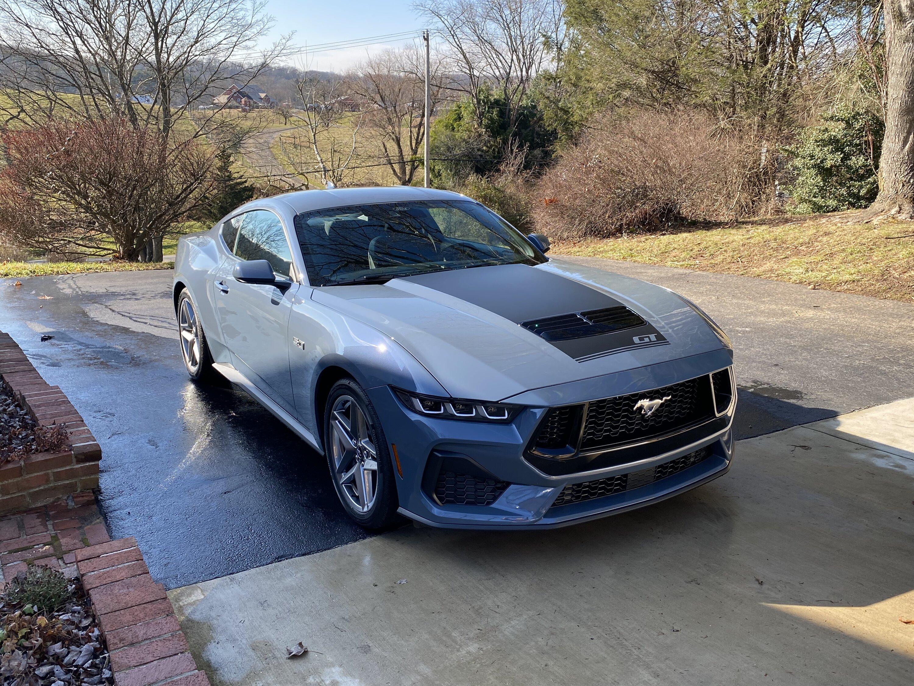 S650 Mustang GT vs GT Premium, 400a vs 401a, where's the best value? Comparison and discussion IMG_3926